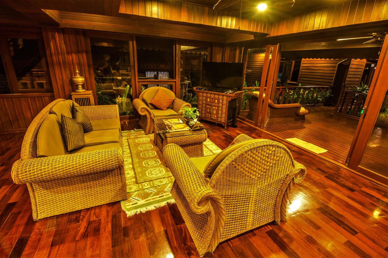 Erawan Villa Hotel Bang Rak Beach  Buitenkant foto