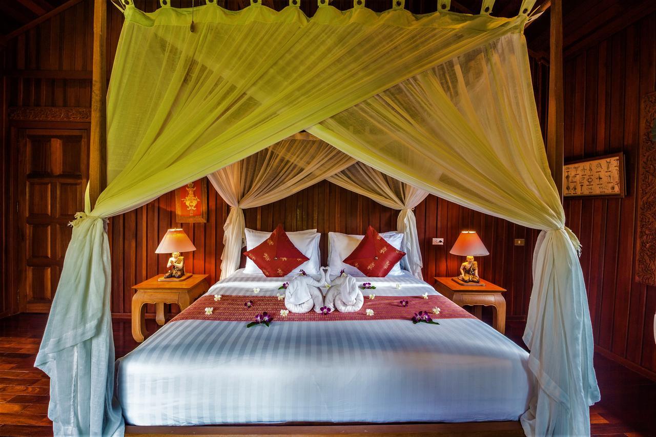 Erawan Villa Hotel Bang Rak Beach  Buitenkant foto