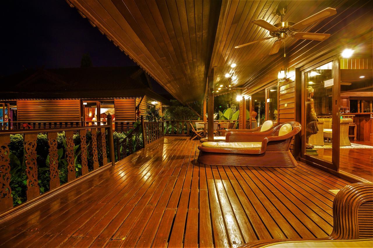 Erawan Villa Hotel Bang Rak Beach  Buitenkant foto