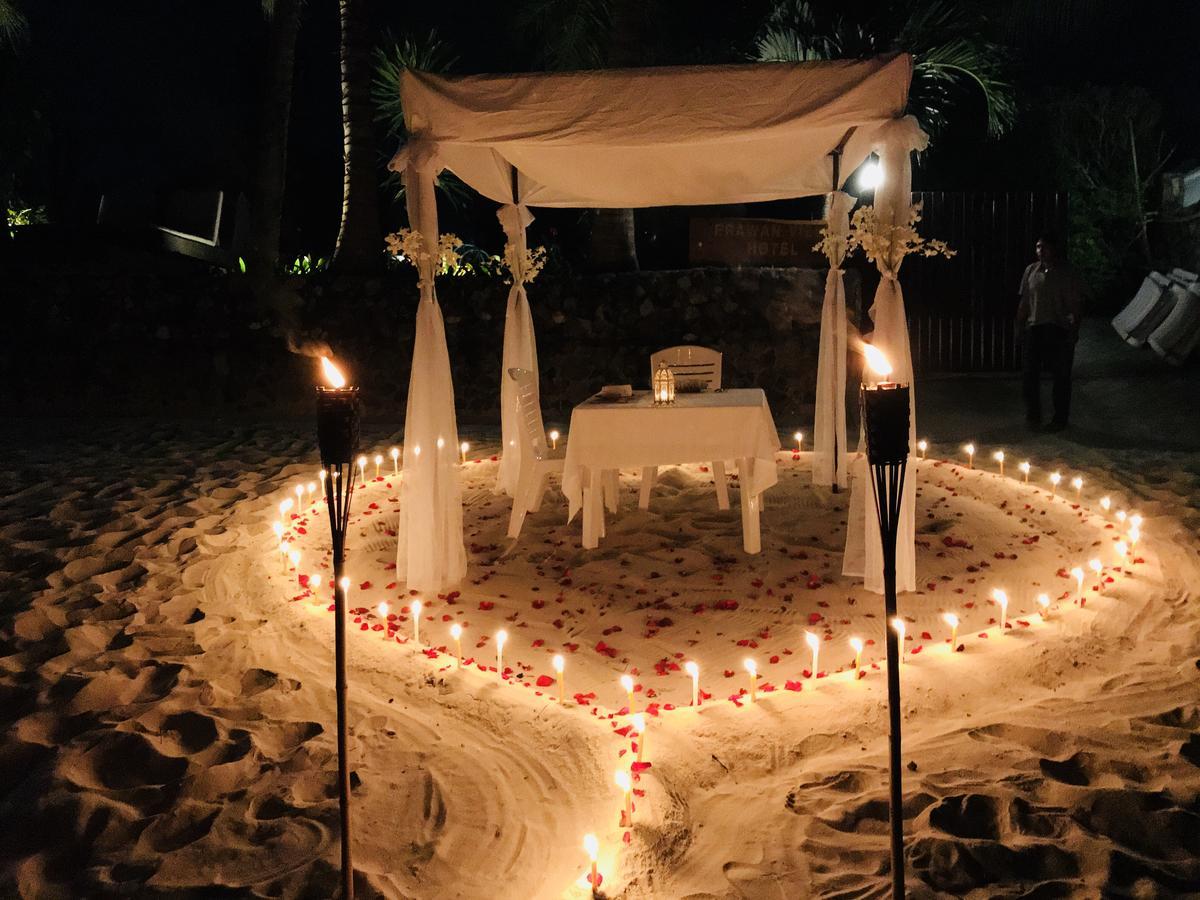 Erawan Villa Hotel Bang Rak Beach  Buitenkant foto