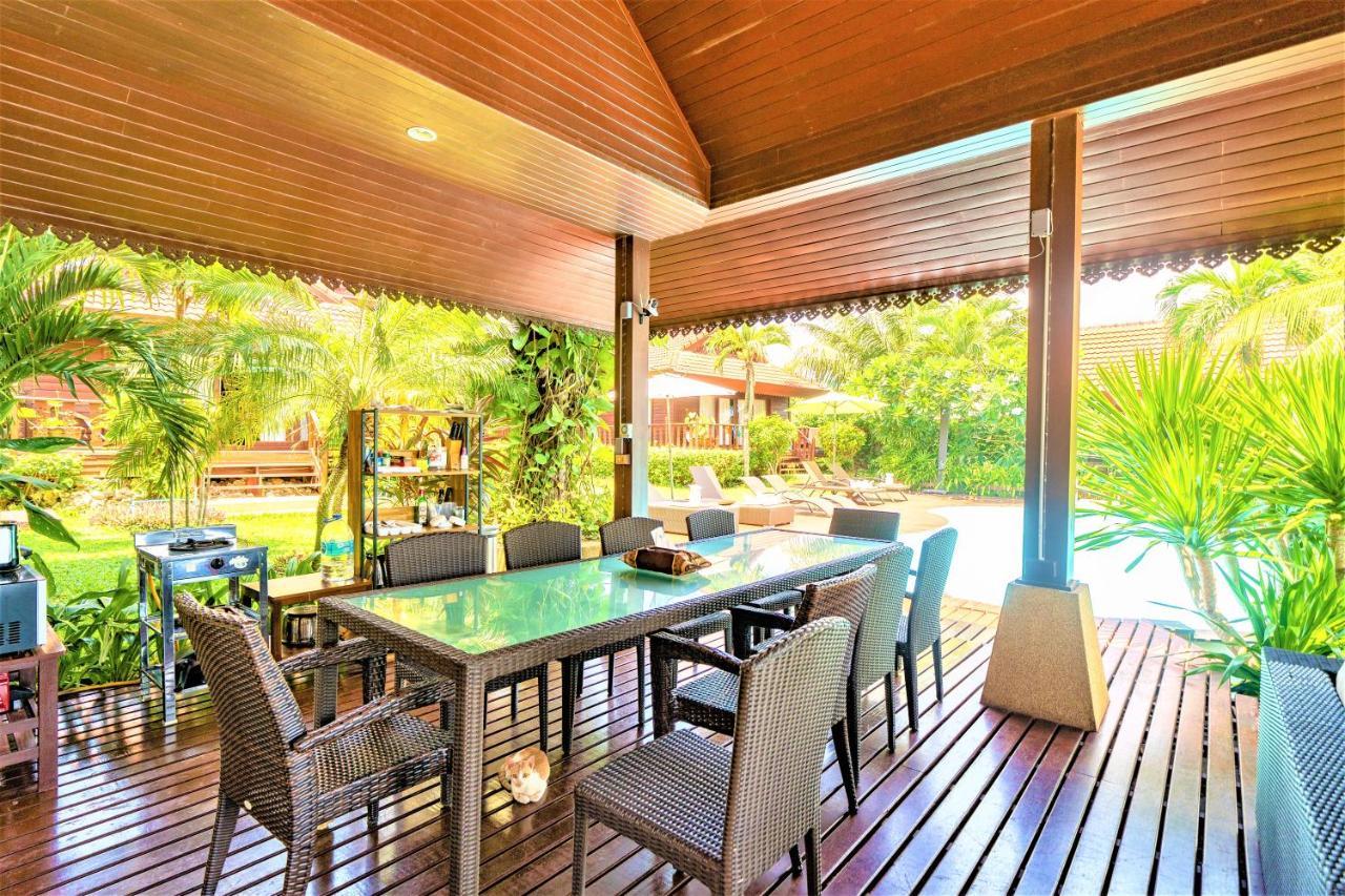 Erawan Villa Hotel Bang Rak Beach  Buitenkant foto