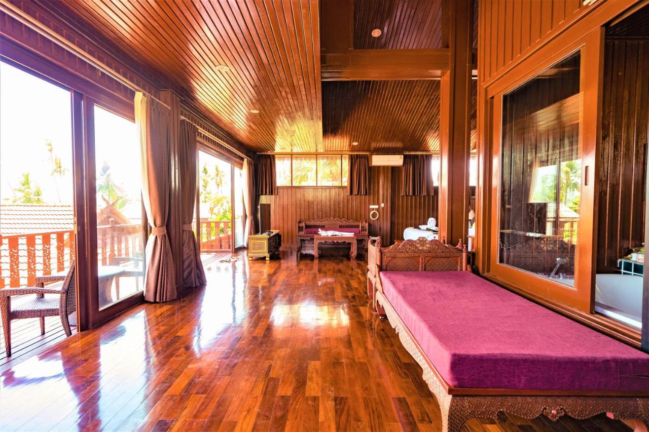Erawan Villa Hotel Bang Rak Beach  Buitenkant foto