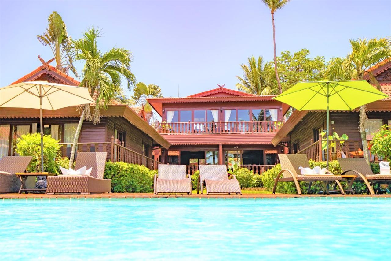 Erawan Villa Hotel Bang Rak Beach  Buitenkant foto